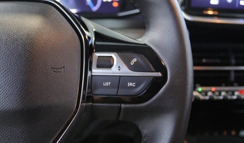 PEUGEOT 208 1.2 PURETECH ALLURE completo