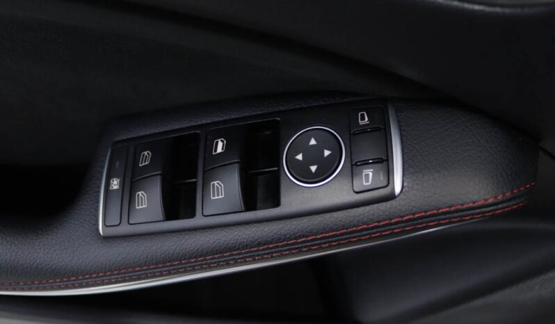 MERCEDES-BENZ Classe A 200 AMG completo