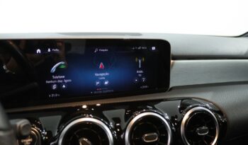 MERCEDES-BENZ Classe A 180 D AMG LINE AUT. completo