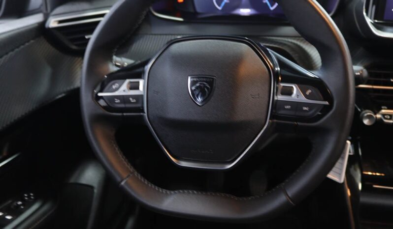 PEUGEOT 208 1.2 PURETECH ALLURE completo
