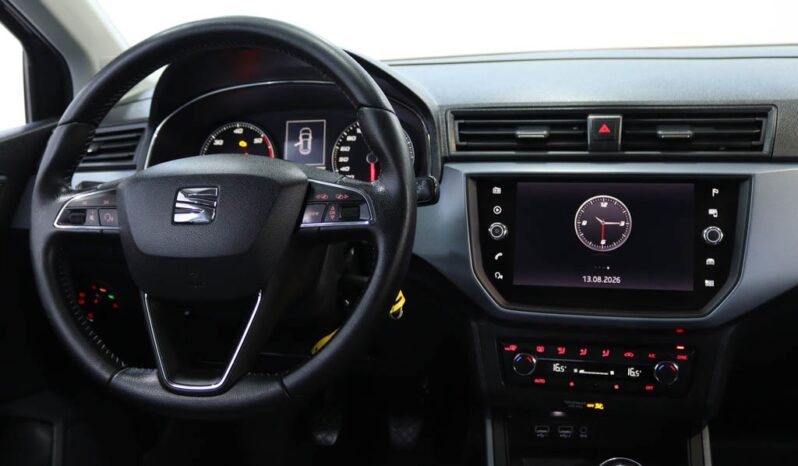 SEAT Arona 1.6 TDI STYLE completo