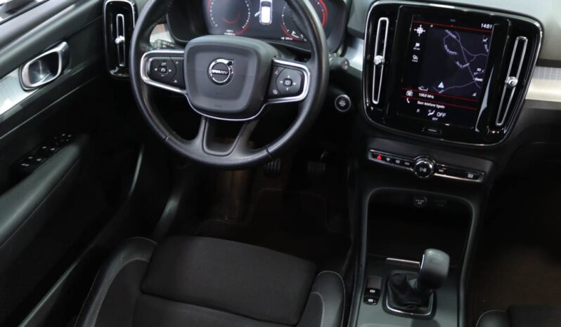 VOLVO XC40 2.0 D3 completo