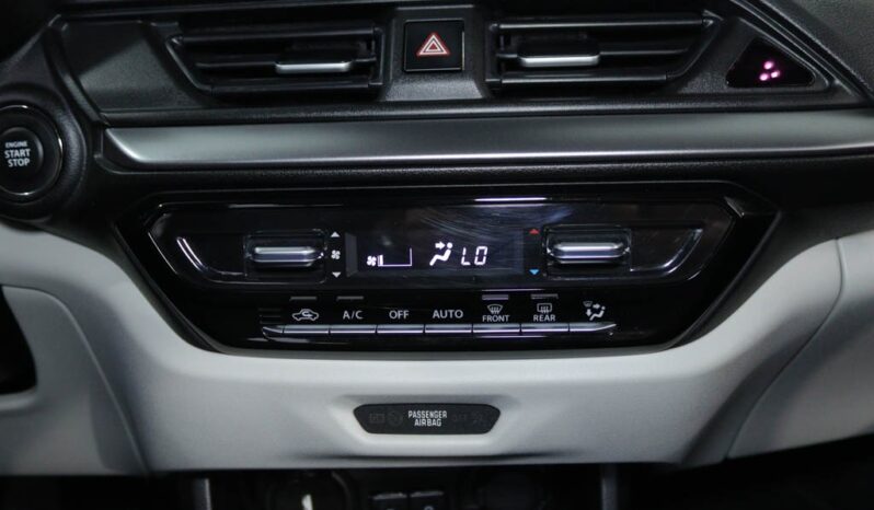 SUZUKI SWIFT 1.2 MILD HYBRID S3 completo