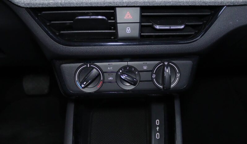 SKODA Kamiq 1.0 TSI SELECTION DSG completo