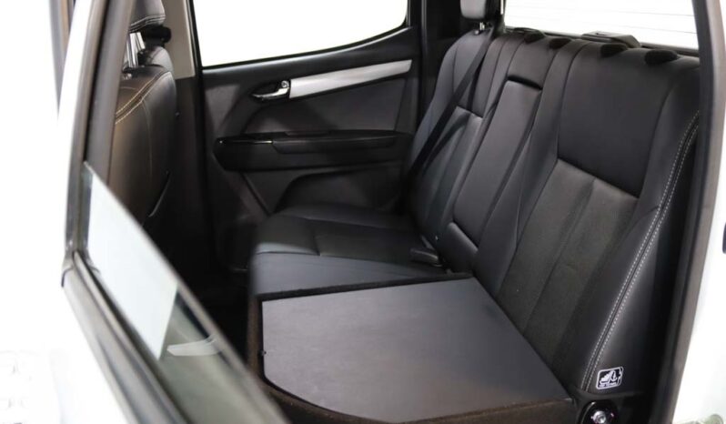 ISUZU D-Max 1.9 DDI CD 4WD LS CM AUT. completo
