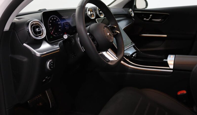 MERCEDES-BENZ Classe C Station 300 DE AMG completo