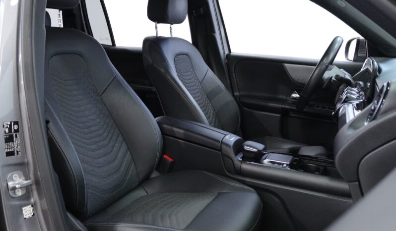 MERCEDES-BENZ Classe GLB 180 D STYLE completo