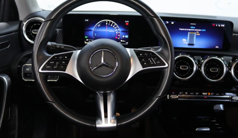 MERCEDES-BENZ Classe A A 250 e completo