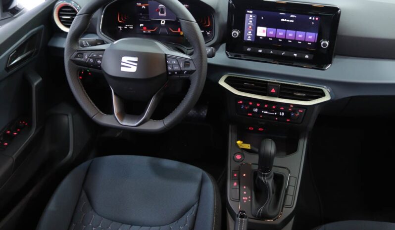 SEAT ARONA 1.0 TSI STYLE DSG completo