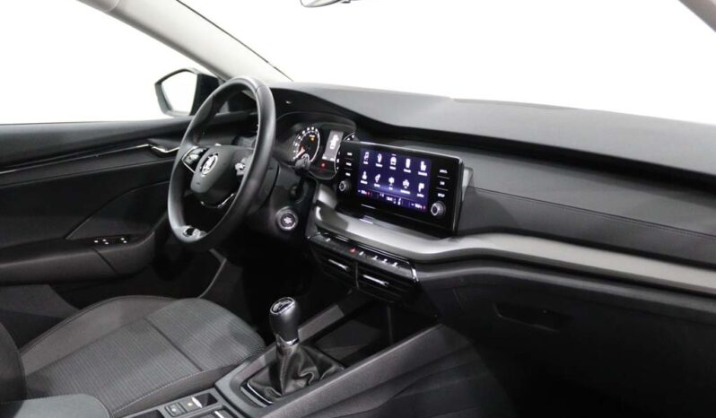 SKODA Octavia Break 2.0 TDI completo