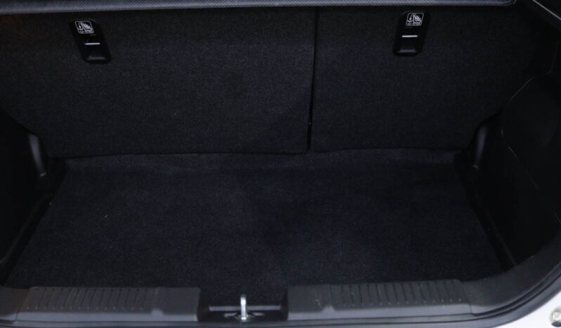 SUZUKI SWIFT 1.2 MILD HYBRID S3 completo