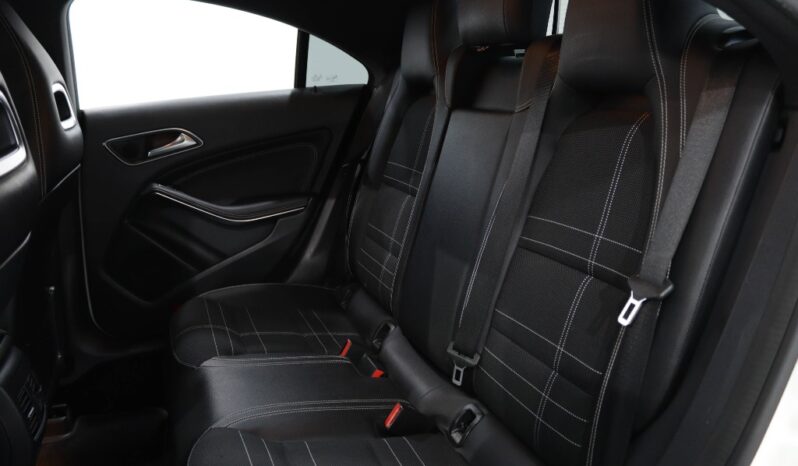 MERCEDES-BENZ Classe CLA 220 CDI URBAN AUT.111G completo