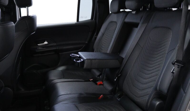 MERCEDES-BENZ Classe GLB 180 D STYLE completo