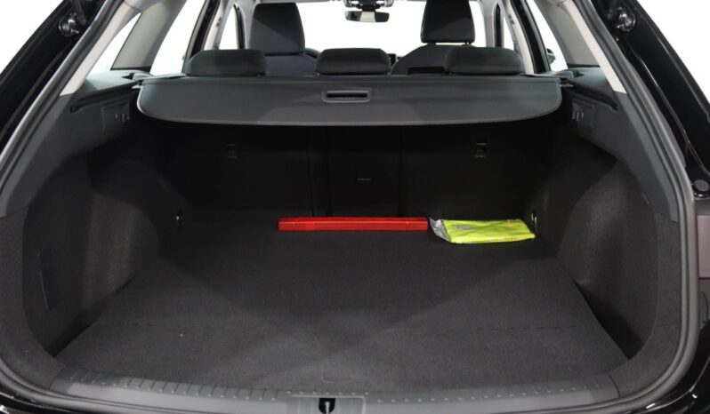 SEAT Leon Sportstourer 1.5 TSI E-HYBRID STYLE DSG completo