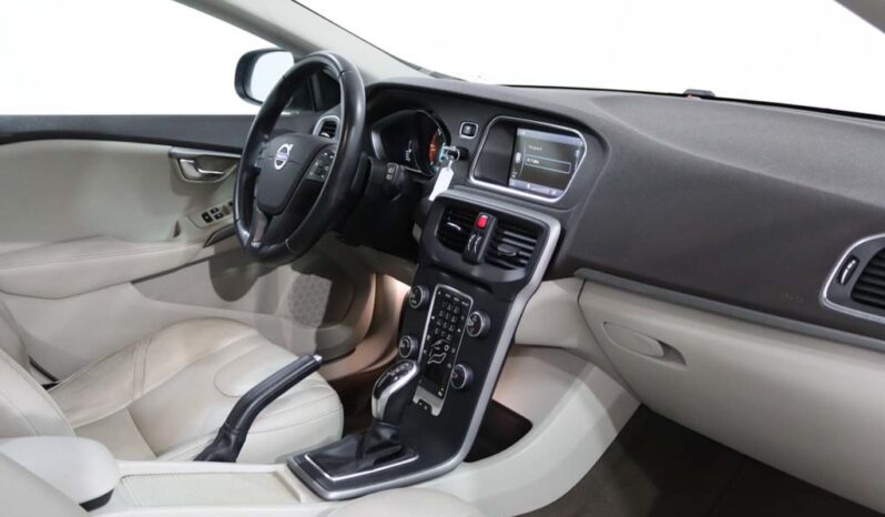 VOLVO V40 Cross Country 1.6 D2 KINETIC POWERSHIFT completo