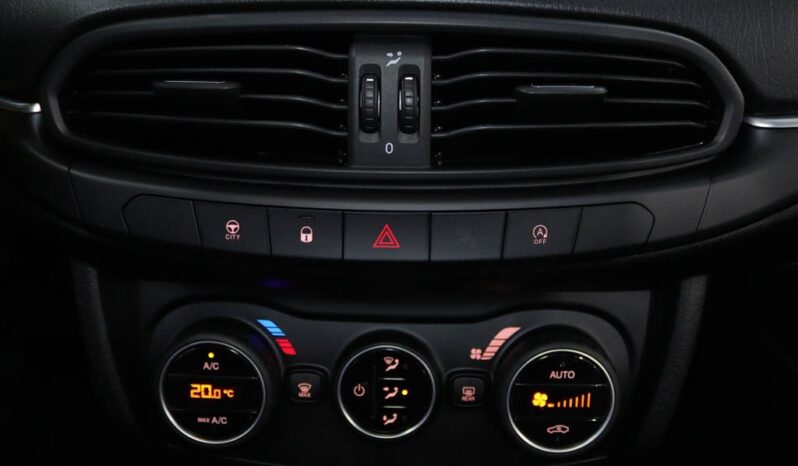 FIAT Tipo SW 1.3 M-JET LOUNGE completo
