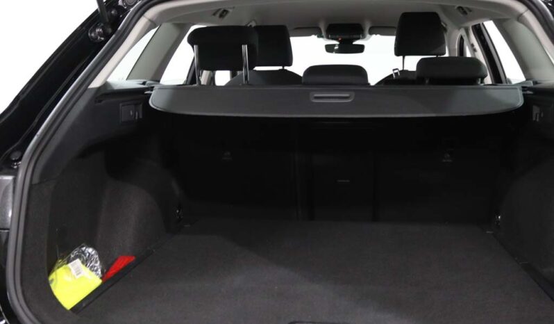 SEAT Leon Sportstourer 2.0 TDI STYLE completo