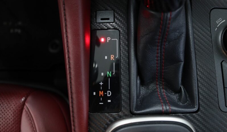 LEXUS RC 200T F SPORT completo