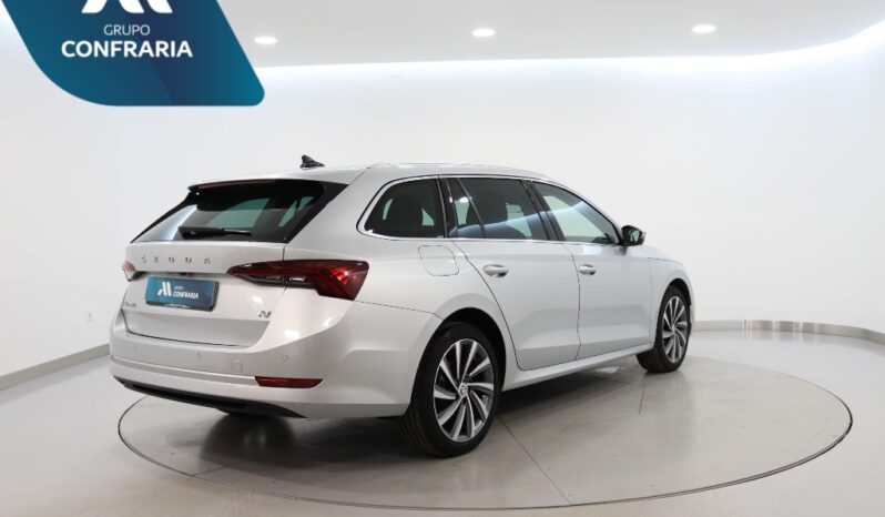 SKODA Octavia Break ULTRA completo