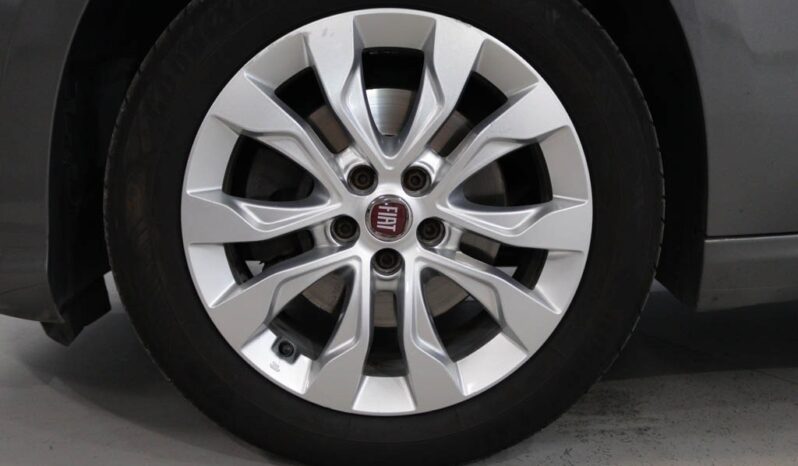 FIAT Tipo SW 1.3 M-JET LOUNGE completo