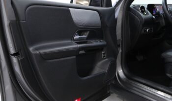 MERCEDES-BENZ Classe GLB 180 D STYLE completo