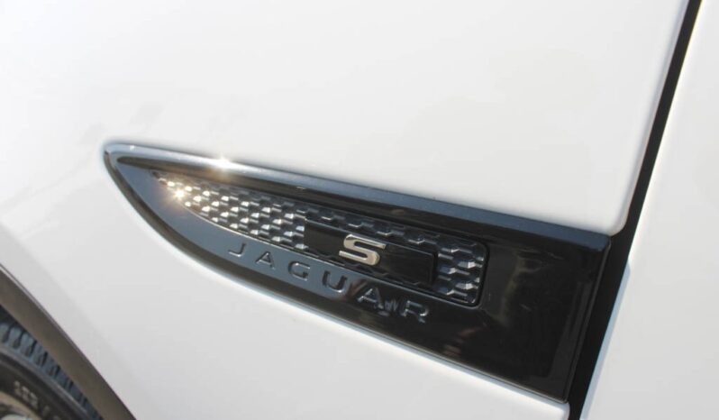 JAGUAR E-Pace 2.0 I4D AWD AUT. completo