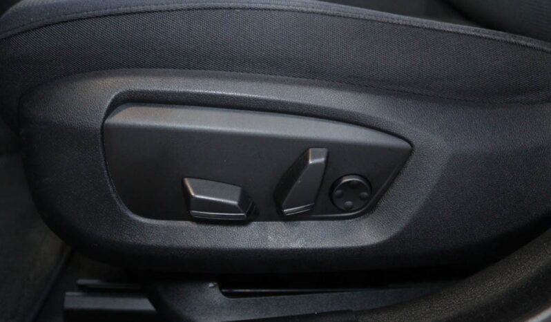 BMW Serie Touring LCI 520 D AUTO completo