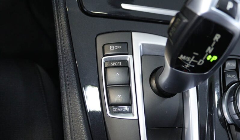 BMW Serie Touring LCI 520 D AUTO completo