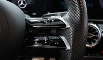 MERCEDES-BENZ Classe A A 250 E AMG completo