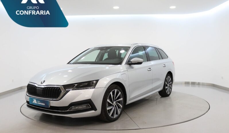 SKODA Octavia Break ULTRA completo