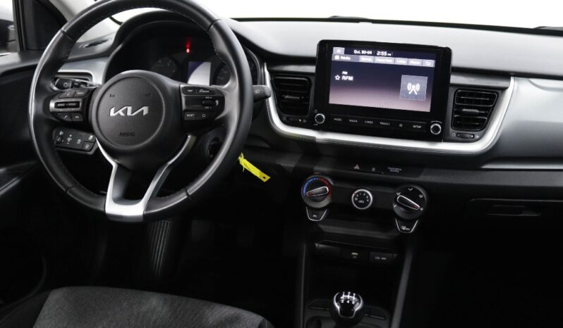 KIA Stonic 1.2 DYNAMIC completo