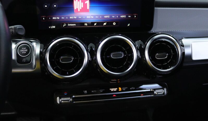 MERCEDES-BENZ Classe GLB 180 D STYLE completo