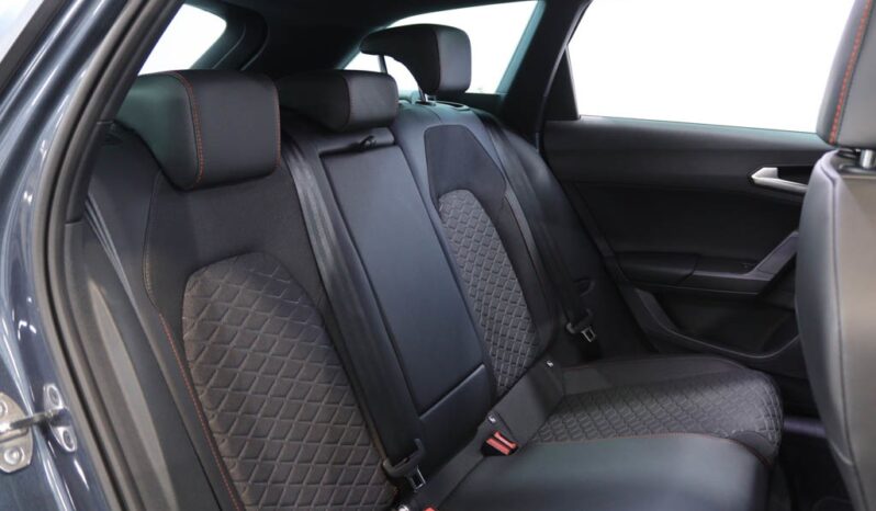 SEAT Leon Sportstourer 1.5 TSI E-HYBRID FR DSG completo