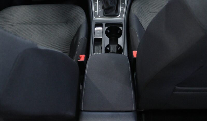 VOLKSWAGEN Golf VII Variant GP 1.6 TDI CONFORTLINE DSG completo