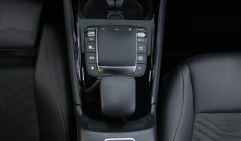 MERCEDES-BENZ Classe GLB 180 D STYLE completo
