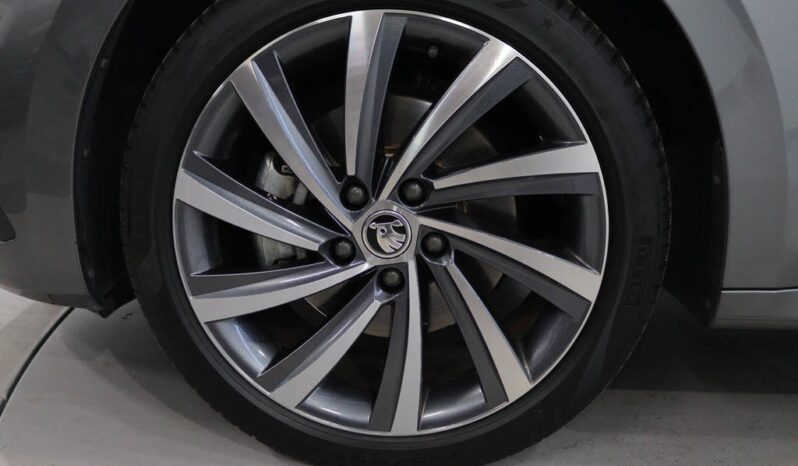 SKODA Octavia Break 1.4 TSI IV ULTRA DSG completo