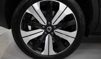 VOLVO XC40 Pure Electric 67 kWh RECHARGE CORE completo