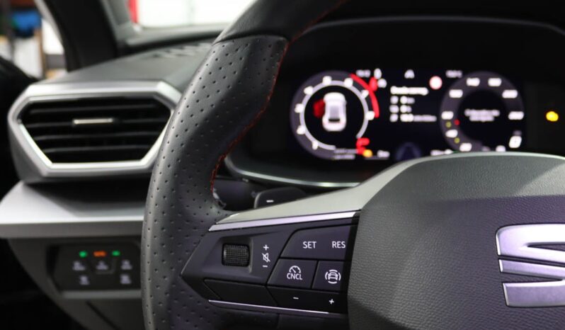 SEAT Leon 1.5 TSI E-HYBRID FR DSG completo