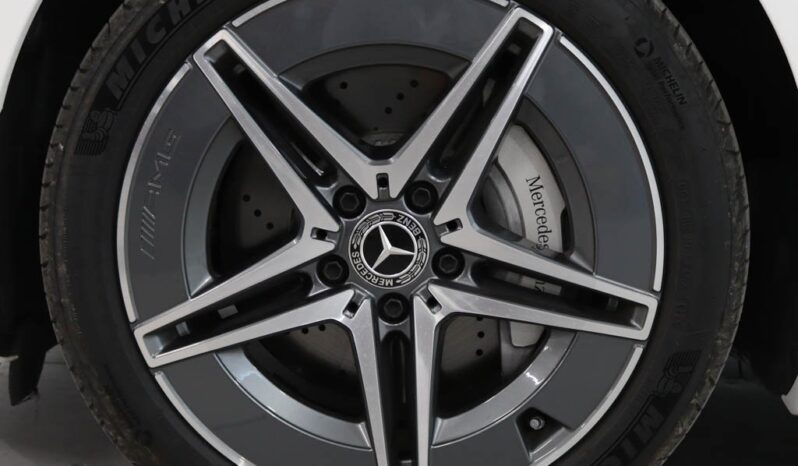 MERCEDES-BENZ Classe C Station 300 DE AMG completo