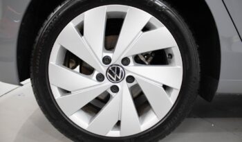 VOLKSWAGEN Golf VIII 1.5 TSI 50 ANOS completo