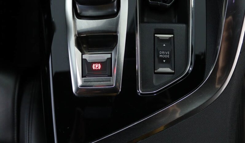 PEUGEOT 3008 1.6 HYBRID GT LINE E-EAT8 completo