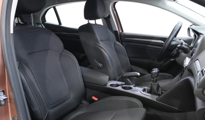 RENAULT Mégane IV Fase II 1.5 BLUE DCI INTENS completo