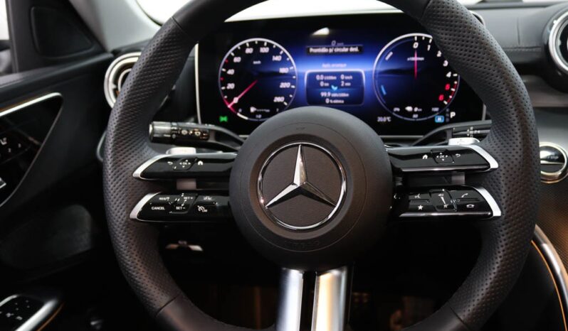 MERCEDES-BENZ Classe C Station 300 DE AMG completo