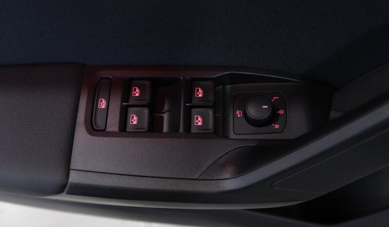 SEAT ARONA 1.0 TSI STYLE DSG completo