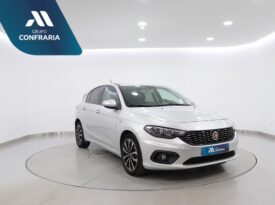 FIAT Tipo 1.3 M-JET LOUNGE