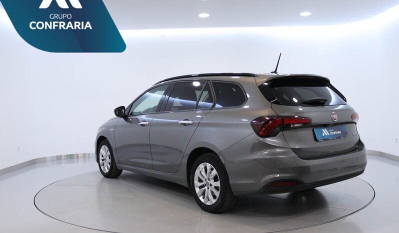 FIAT Tipo SW 1.3 M-JET LOUNGE completo