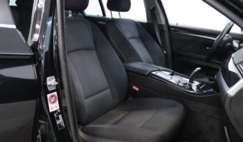 BMW Serie Touring LCI 520 D AUTO completo