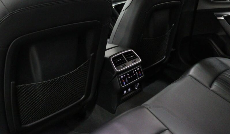 AUDI A6 Avant 40 TDI DESIGN S TRONIC completo