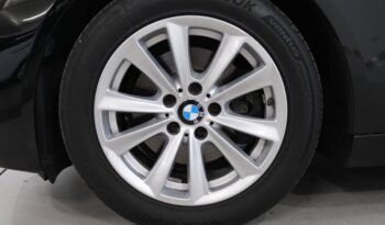 BMW Serie Touring LCI 520 D AUTO completo