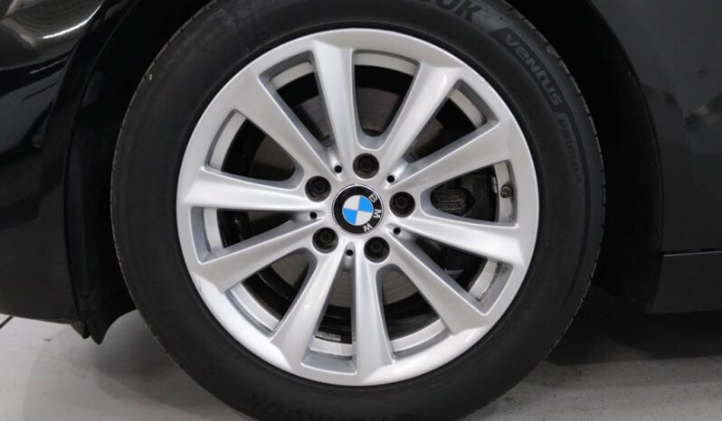 BMW Serie Touring LCI 520 D AUTO completo